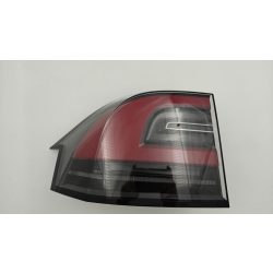 Tesla Model X hátsó lámpa balos külső 1034334-00