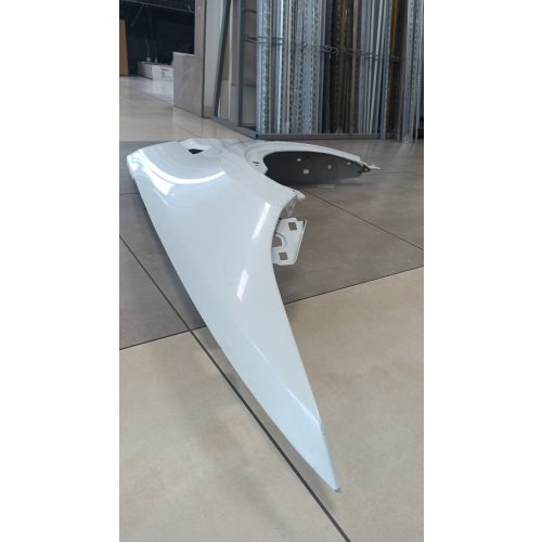 Tesla Model X bal első sárvédő 1061700-00-B (bontott alkatrész) 