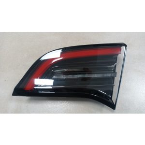 Tesla Model 3/Y hátsó lámpa belső jobb használt  FL utáni 1502089-00-B
