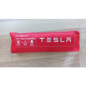 Tesla egészségügyi csomag töltve