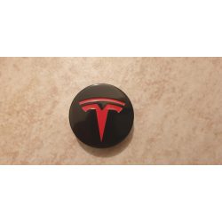 Tesla kerékközép fekete-piros 56 mm