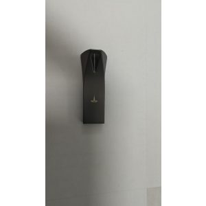 Tesla Gyári USB stick  64 GB