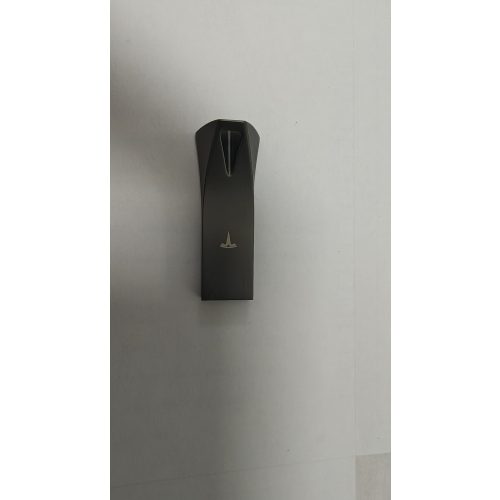 Tesla Gyári USB stick  64 GB